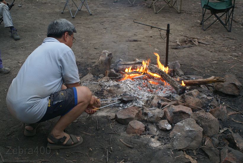 20-Vince takes care not to burn his jaffle.JPG